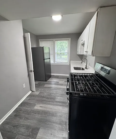 414-416 New Pittsburg Ave — Photo 2