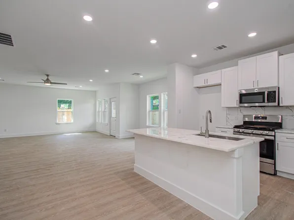 5011 Yellowstone Blvd, Houston, TX 77021