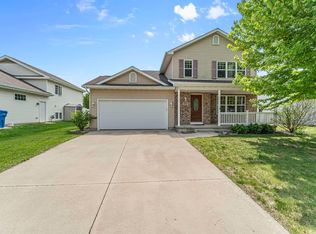 757 Fairview Ter, Verona, WI 53593