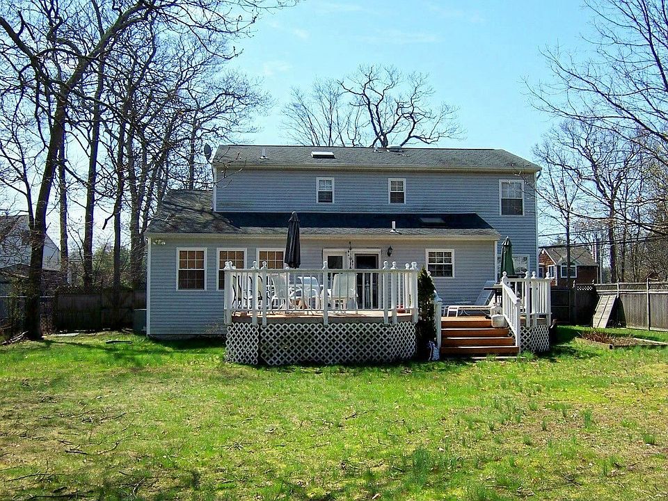 2nd image of 49 Timberpoint Rd