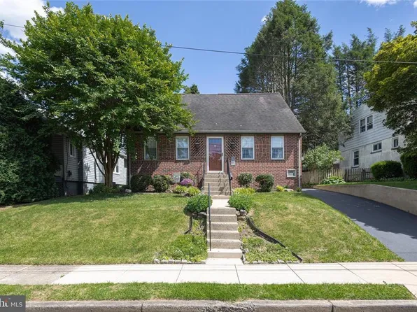 206 Water St, Ridley Park, PA 19078