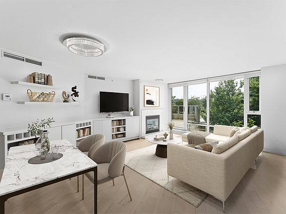 3rd image of 8 Smithe Mews #305
