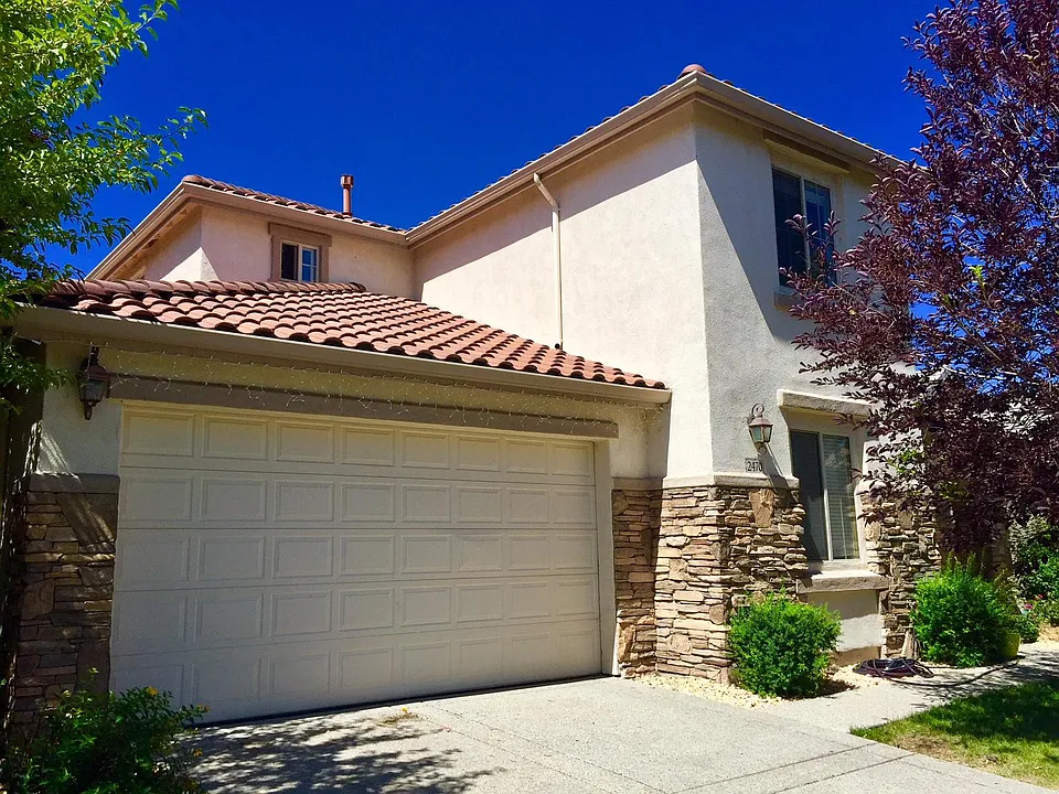 2470 Spring Flower Dr