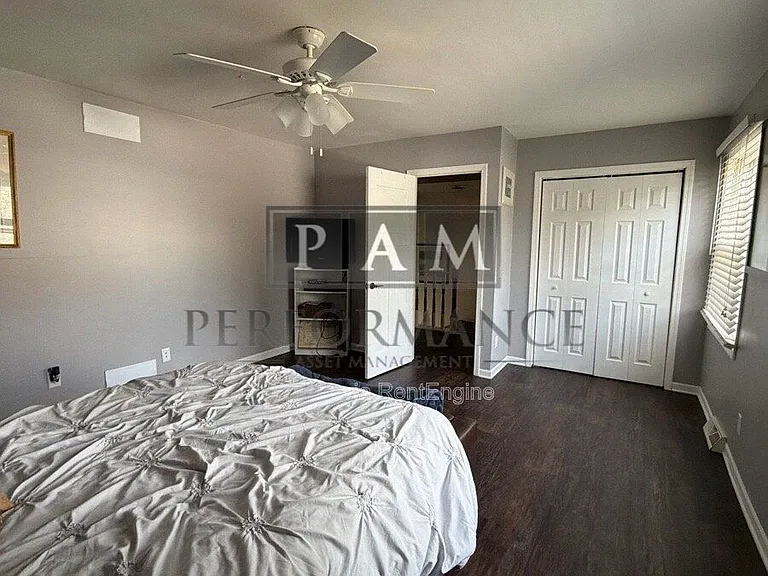 4730 5th Ave — Photo 28
