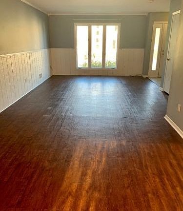 3rd image of 181 Dakota Dr #181