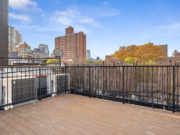 34 Avenue A image 9 of 29