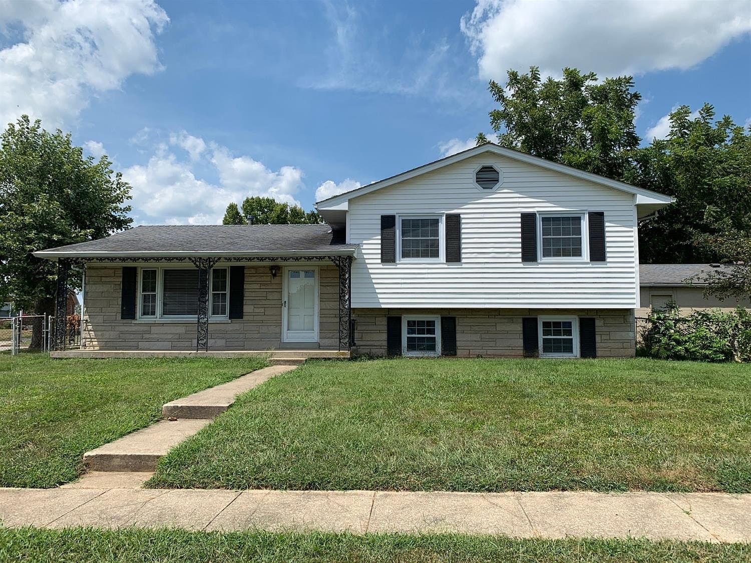 2371 Pierson Dr, Lexington, KY 40505 Zillow