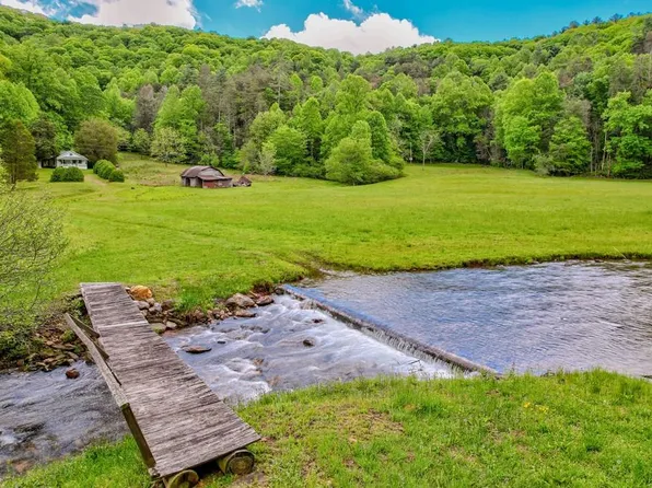 16400 Big Creek Rd, Cherry Log, GA 30522