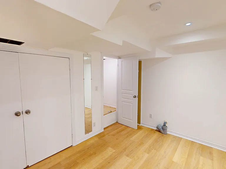 175 Harbord St — Photo 11