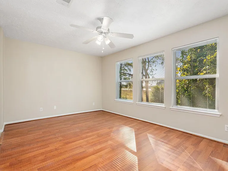 20361 Fieldtree Dr — Photo 19
