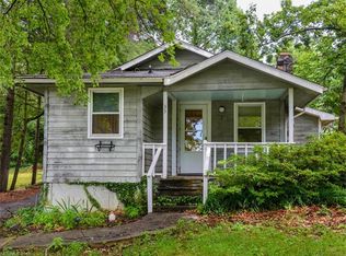 35 Blake Dr, Arden, NC 28704