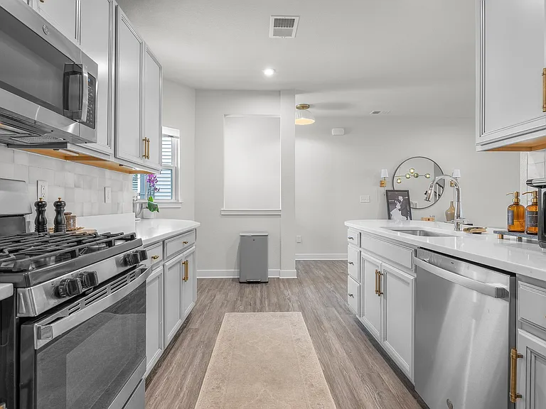 245 Riley Way — Photo 8