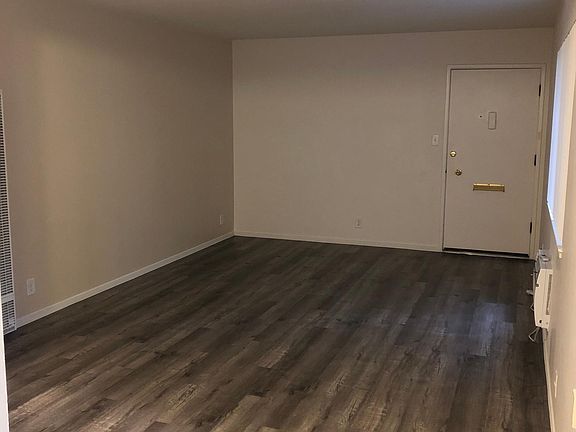 4th image of 2722 O St APT 6