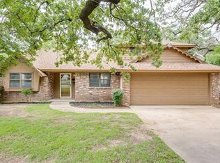 3716 Falcon Dr, Forest Hill, TX 76119