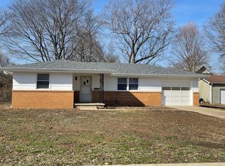 1815 S Kimbrough Ave, Springfield, MO 65807