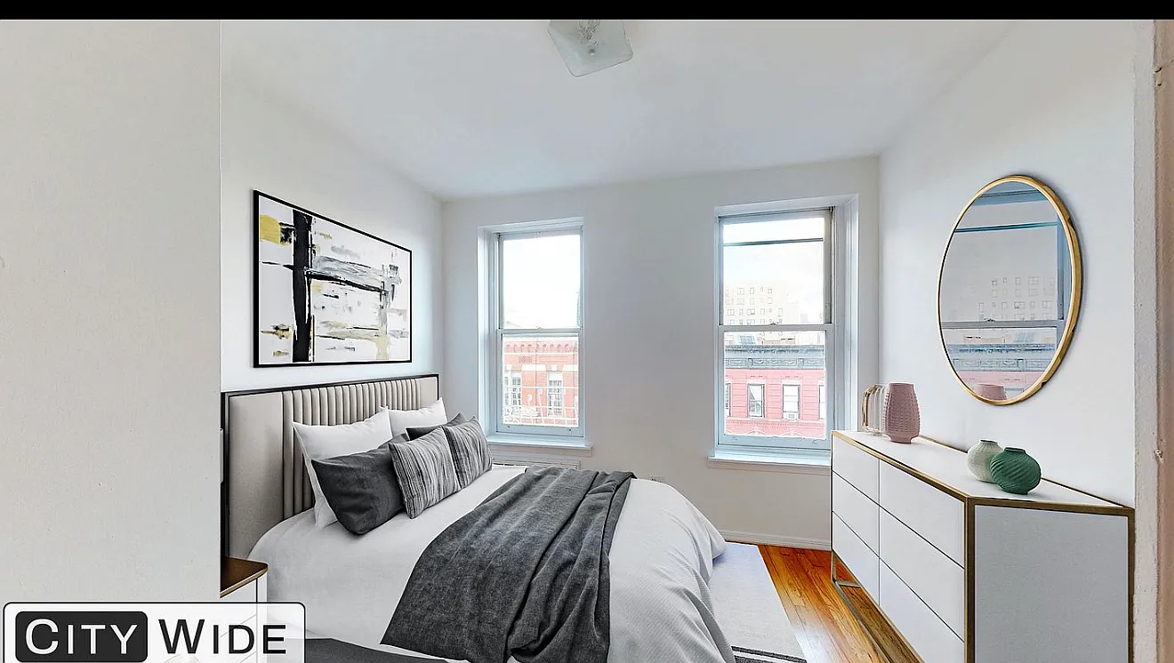26 King Street — Photo 3
