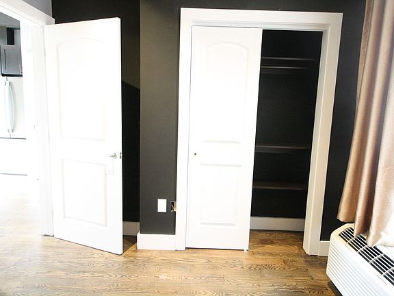 3rd image of 81 Suydam St #3A