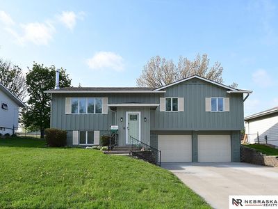 9211 Weir St, Omaha, NE, 68127