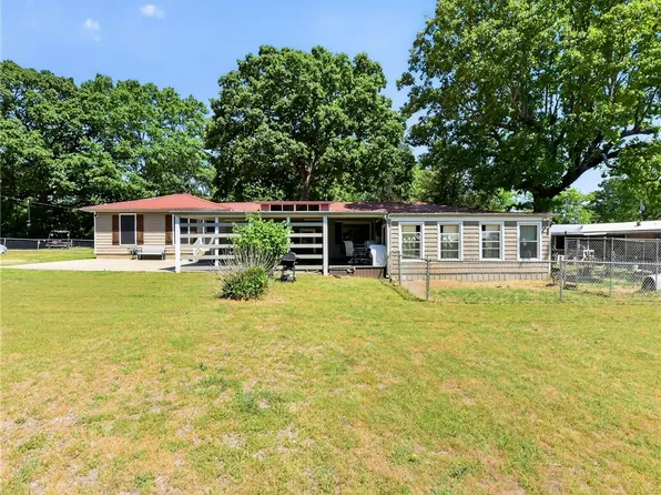 4010 16th St NE, Tuscaloosa, AL 35404
