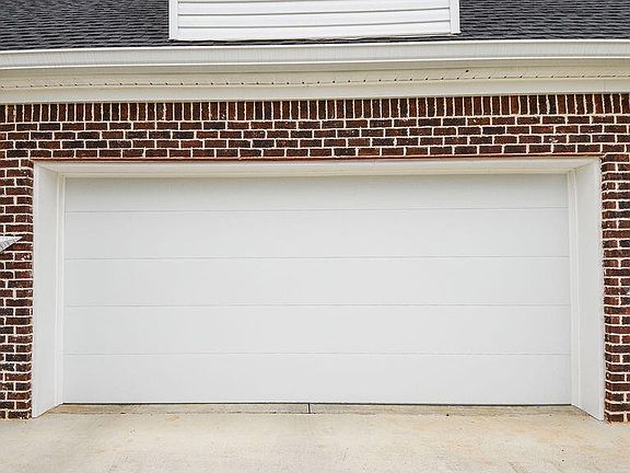 4th image of 125 Banberry Dr
