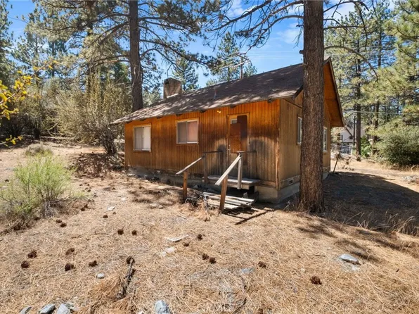 5761 Sheep Creek Dr, Wrightwood, CA 92397