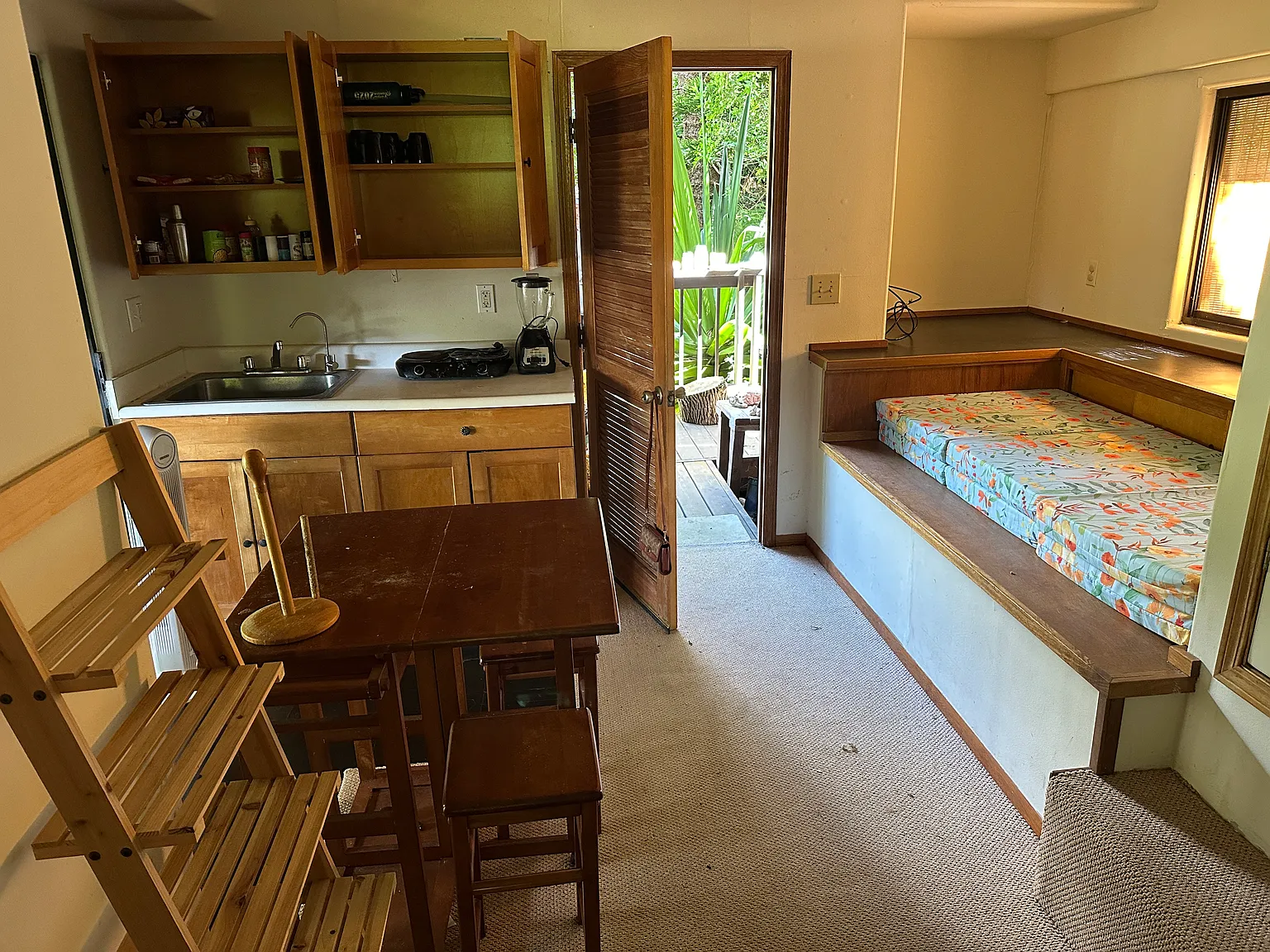 Lai Rd, Honolulu — Photo 2