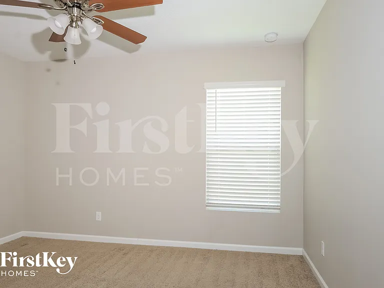 3765 SW Darby Ln — Photo 11
