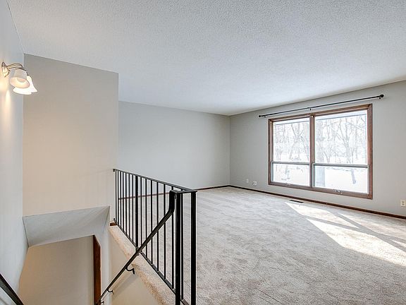 5th image of 5440 Mallard Ln