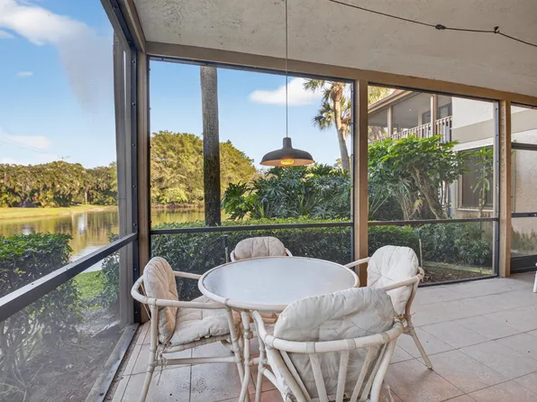 19197 Sabal Lake Drive, Boca Raton, FL 33434