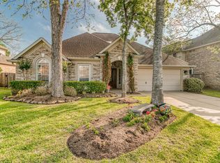 8518 Old Quarry Dr, Sugar Land, TX 77479