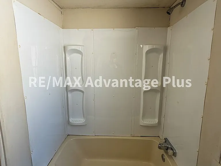 29 Oak Ln — Photo 9