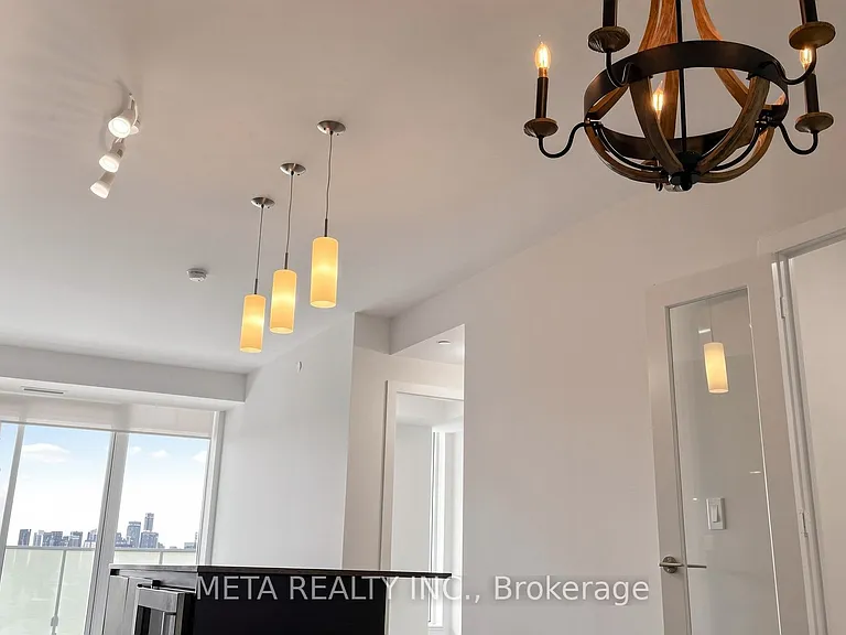 200 Bloor St W #2502 — Photo 16
