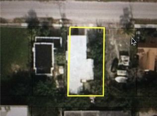 244 NW 37th St, Miami, FL 33127