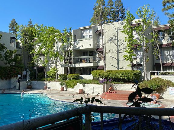 3rd image of 4900 Overland Ave Unit 254