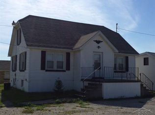 1777 S River Rd, Saginaw, MI 48609