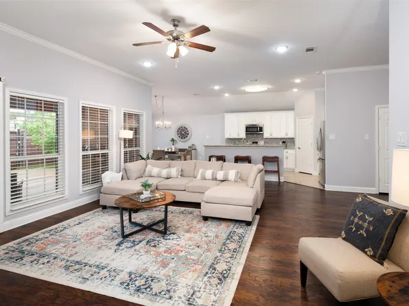 3050 Kinkaid Dr, Dallas, TX 75220