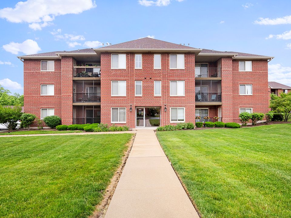 1st image of 6970 Heritage Cir APT 1B