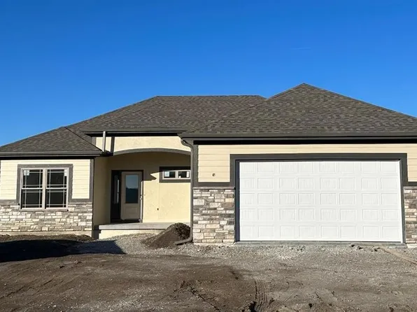 1001 Timberline Dr, Cameron, MO 64429