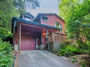 959 N Deerlane Loop, Otis, OR