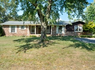 105 East Dr, Hendersonville, TN 37075