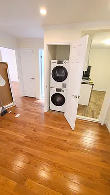 Rented by United Realty Equities | media 4