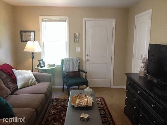 00707_5mXgcJo4M43_600x450