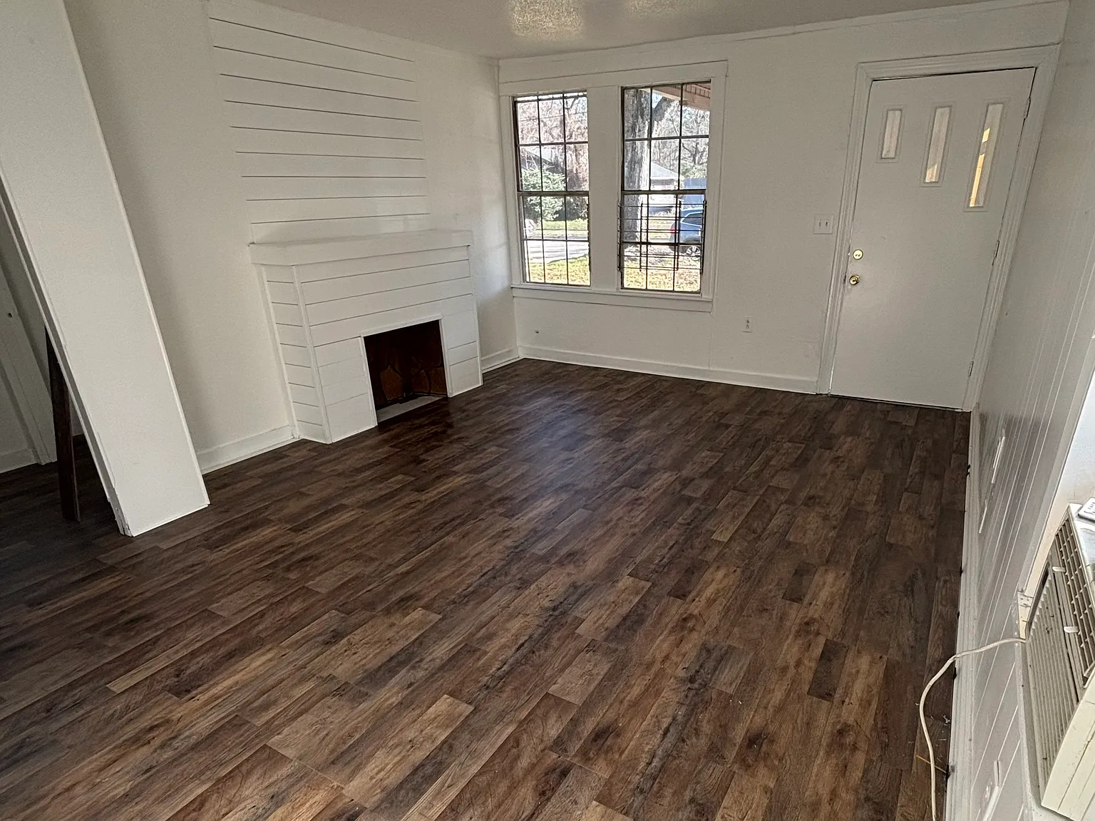 2 bed, 822 sqft, $750 — Photo 2