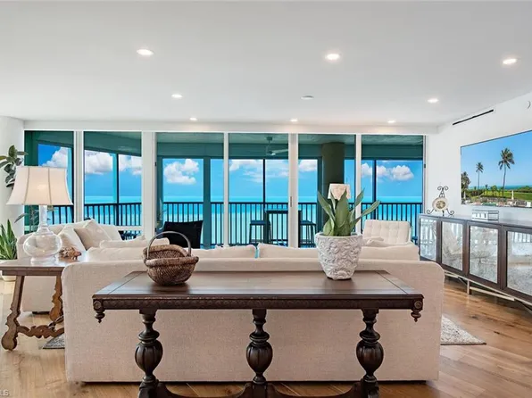 4651 Gulf Shore BLVD N #1401, NAPLES, FL 34103