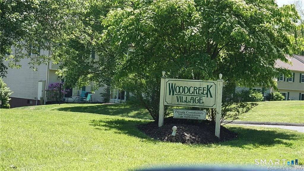 2 bed, 1.5 bath, 1105 sqft, $2,500 — Photo 1