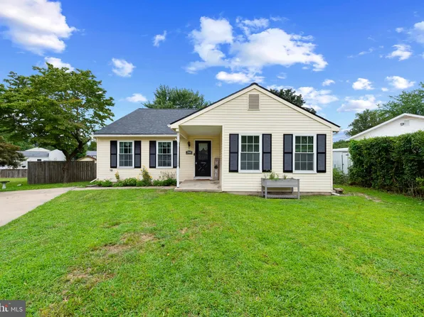 2960 Rose Crown Cir, Pasadena, MD 21122