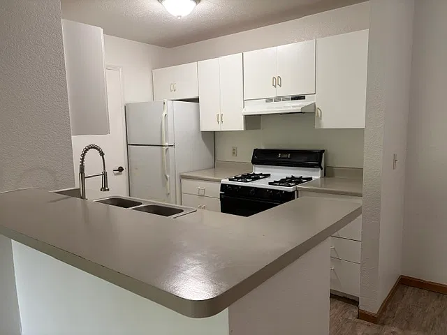 2414 Westbank Rd #2414 — Photo 4