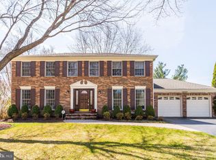 18850 Cross Country Ln, Gaithersburg, MD 20879