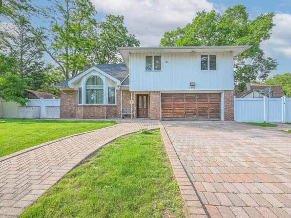 1096 Pearl Street, North Woodmere, NY 11581