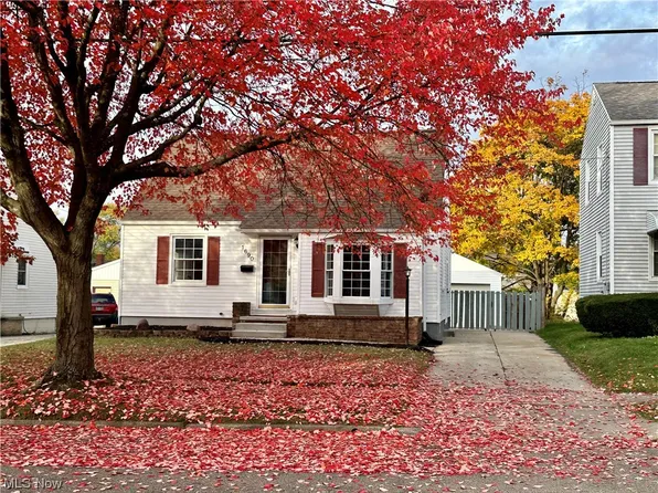 1690 Redwood Ave, Akron, OH 44301